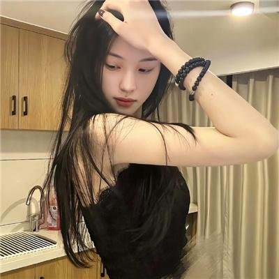 出水红莲